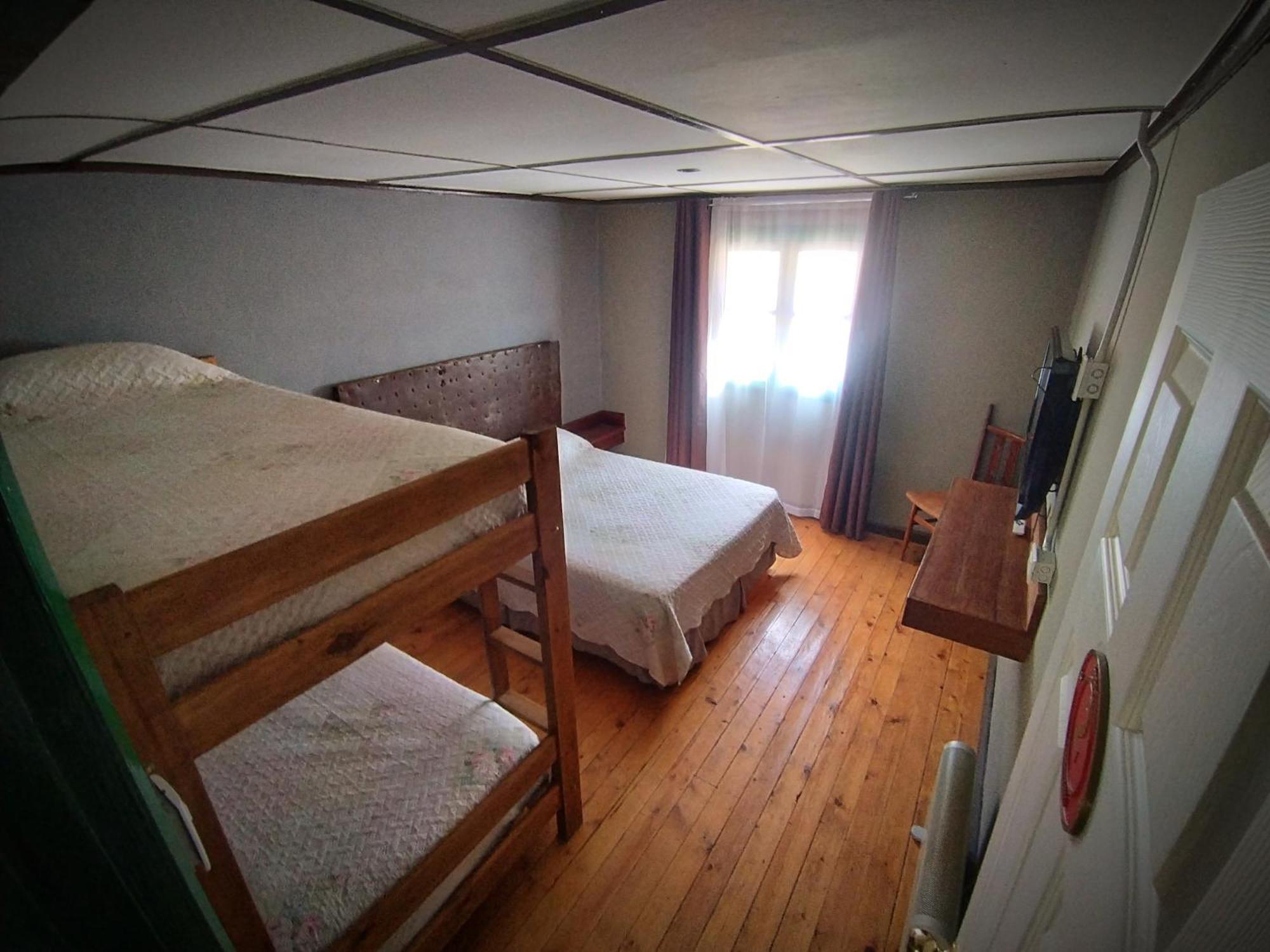 Hospedaje Lenas Del Tolosa Las Cuevas  Værelse billede